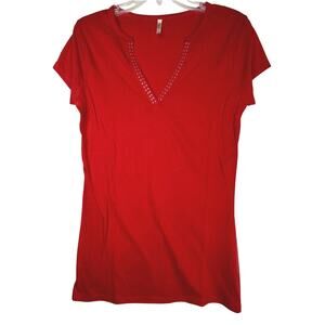 Rue 21 V-neck rhinestone embellished T-shirt in red, size XL juniors, EUC